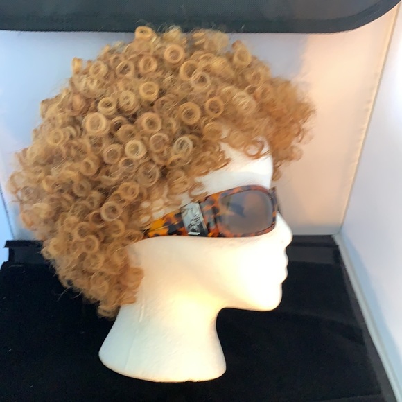 Dolce & Gabbana women’s sun glasses main image 5